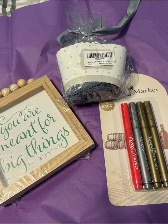 Other - Wine Lover Gift Set Bundle Vino Markers Cozy Socks Inspirational Wood Sign